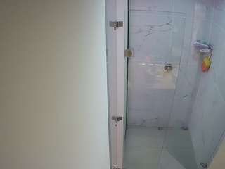 voyeurcam-casa-salsa-shower-1
