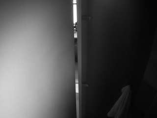 voyeurcam-casa-salsa-shower-1