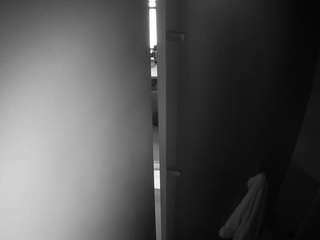 voyeurcam-casa-salsa-shower-1