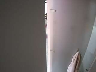 voyeurcam-casa-salsa-shower-1