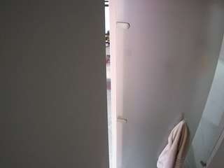 voyeurcam-casa-salsa-shower-1