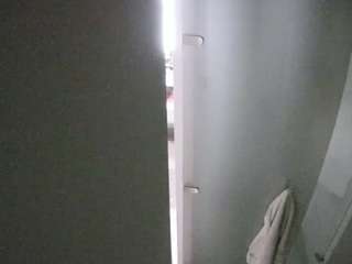 voyeurcam-casa-salsa-shower-1