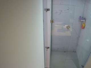 voyeurcam-casa-salsa-shower-1