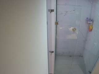 voyeurcam-casa-salsa-shower-1