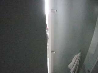 voyeurcam-casa-salsa-shower-1