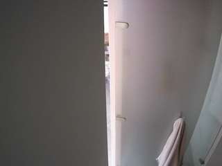voyeurcam-casa-salsa-shower-1