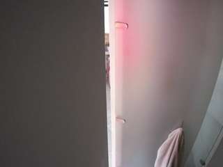 voyeurcam-casa-salsa-shower-1