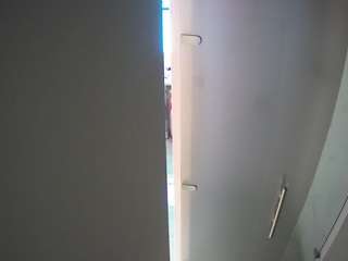 voyeurcam-casa-salsa-shower-1