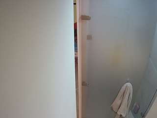 voyeurcam-casa-salsa-shower-1