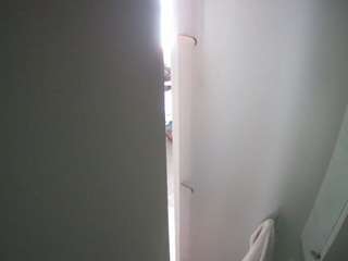 voyeurcam-casa-salsa-shower-1
