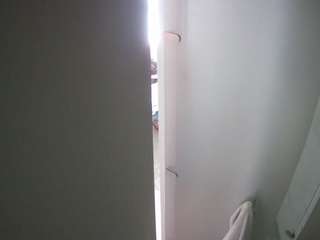 voyeurcam-casa-salsa-shower-1