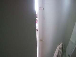 voyeurcam-casa-salsa-shower-1