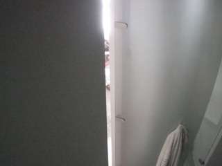 voyeurcam-casa-salsa-shower-1