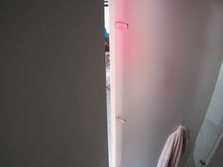 voyeurcam-casa-salsa-shower-1