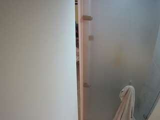 voyeurcam-casa-salsa-shower-1