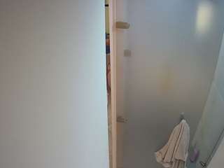 voyeurcam-casa-salsa-shower-1