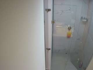 voyeurcam-casa-salsa-shower-1