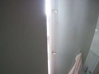 voyeurcam-casa-salsa-shower-1