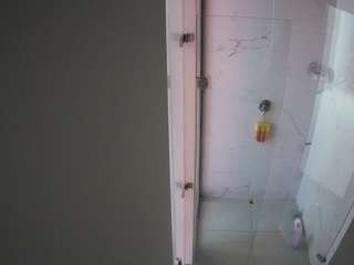 voyeurcam-casa-salsa-shower-1