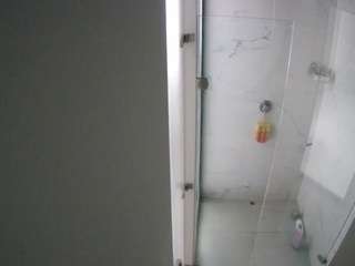 voyeurcam-casa-salsa-shower-1