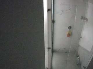 voyeurcam-casa-salsa-shower-1