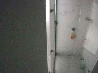 voyeurcam-casa-salsa-shower-1