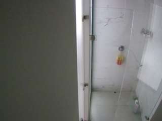 voyeurcam-casa-salsa-shower-1
