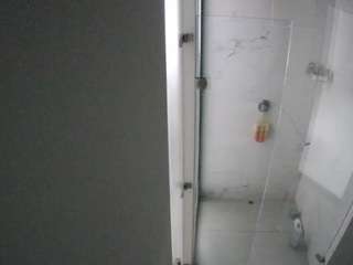 voyeurcam-casa-salsa-shower-1