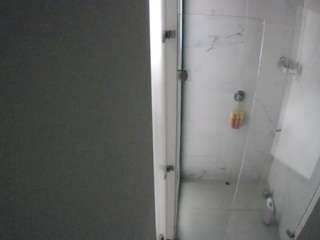voyeurcam-casa-salsa-shower-1