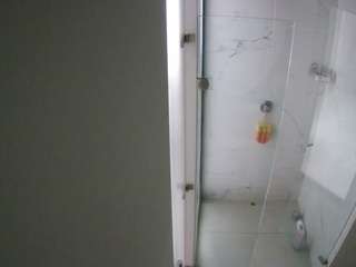 voyeurcam-casa-salsa-shower-1