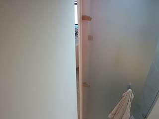 voyeurcam-casa-salsa-shower-1