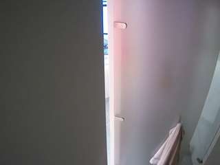 voyeurcam-casa-salsa-shower-1