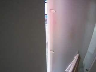 voyeurcam-casa-salsa-shower-1