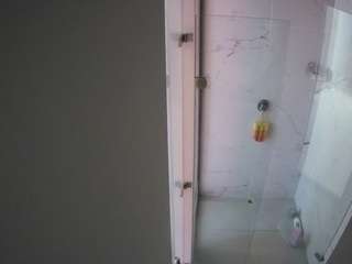 voyeurcam-casa-salsa-shower-1