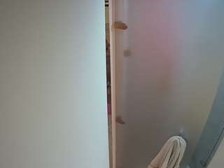 voyeurcam-casa-salsa-shower-1
