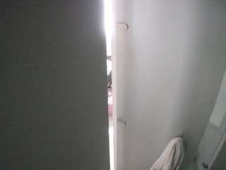 voyeurcam-casa-salsa-shower-1