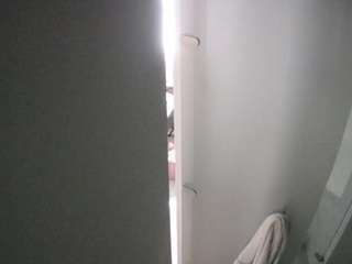 voyeurcam-casa-salsa-shower-1