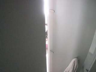 voyeurcam-casa-salsa-shower-1
