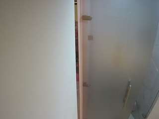 voyeurcam-casa-salsa-shower-1
