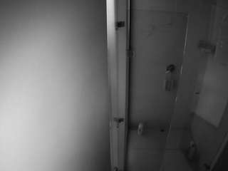 voyeurcam-casa-salsa-shower-1