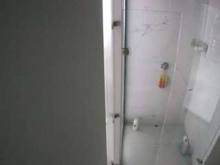 voyeurcam-casa-salsa-shower-1