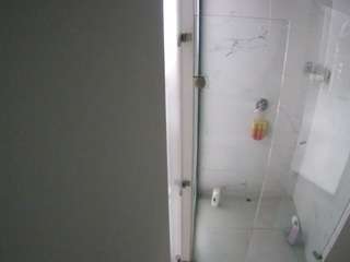 voyeurcam-casa-salsa-shower-1