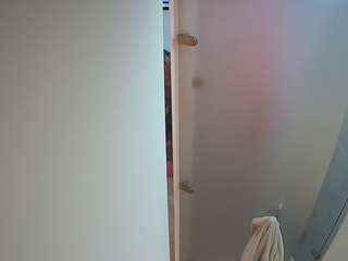 voyeurcam-casa-salsa-shower-1 camsoda