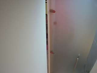 voyeurcam-casa-salsa-shower-1 camsoda