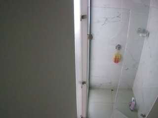 voyeurcam-casa-salsa-shower-1