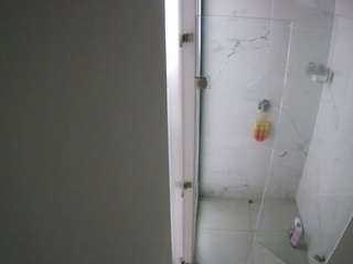 voyeurcam-casa-salsa-shower-1