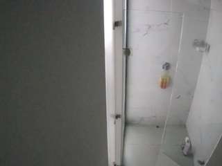 voyeurcam-casa-salsa-shower-1