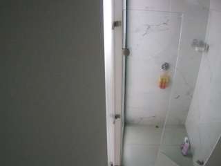 voyeurcam-casa-salsa-shower-1