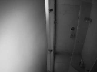 voyeurcam-casa-salsa-shower-1