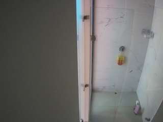 voyeurcam-casa-salsa-shower-1